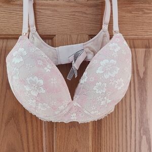 Victoria Secret Elegant Pink Lace Nursing Bra